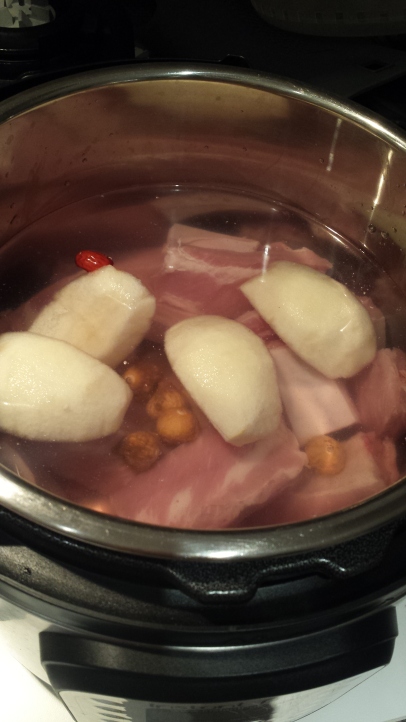 pork watercress pear soup